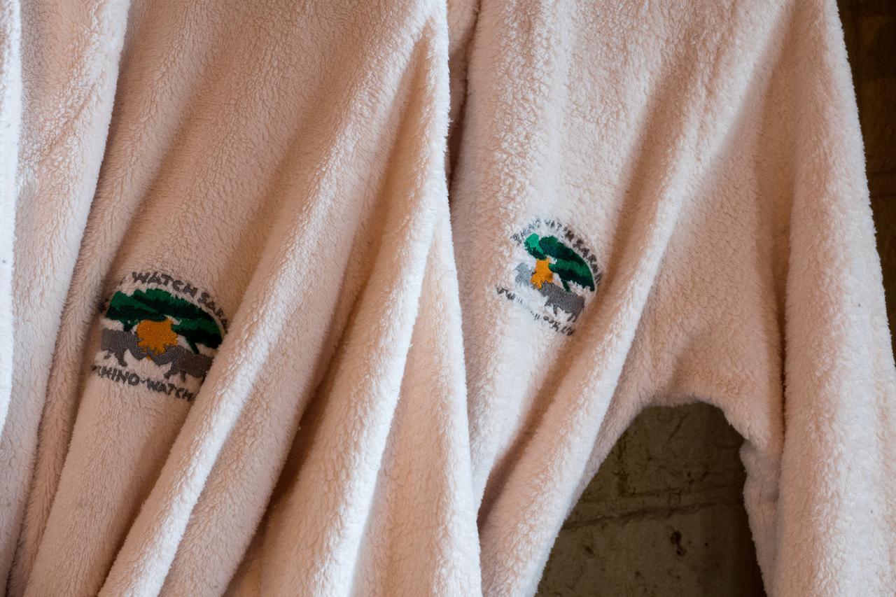 Rhino Watch Safarilodge Mweiga Bagian luar foto
